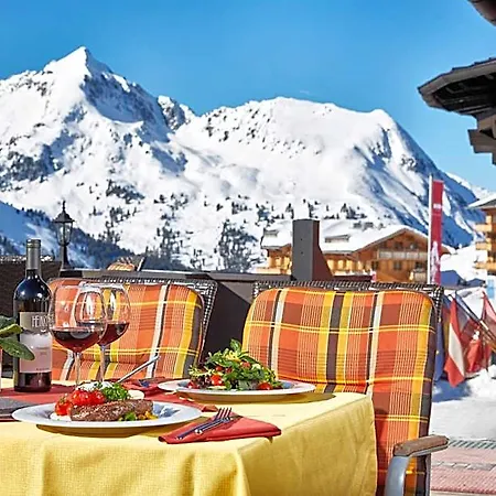 Hotel Konradin 4*